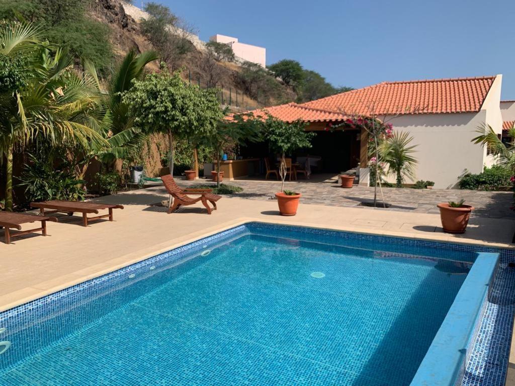 Casa Das Buganvilias Praia Bagian luar foto